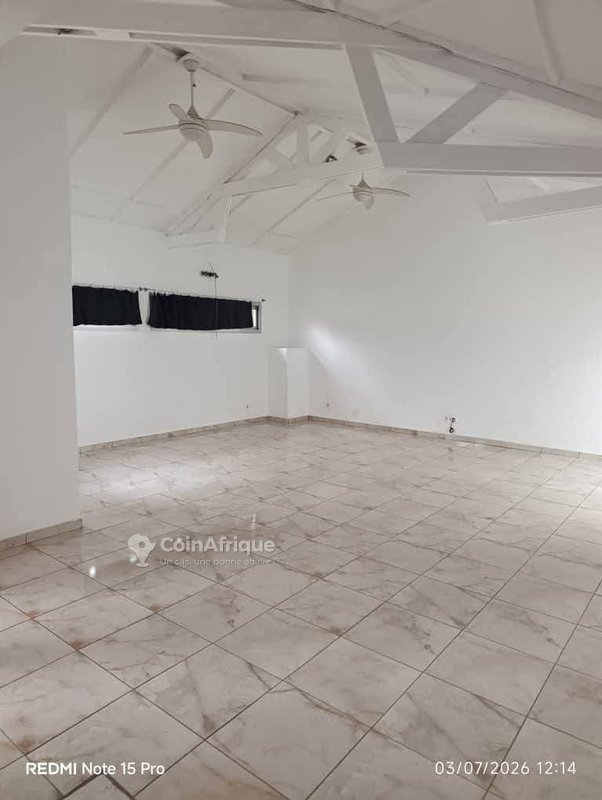 Vente villa basse 4 pièces - Cocody
