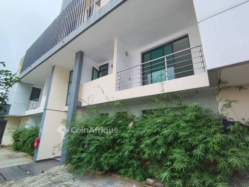 Location appartements 3 pièces rivera 4 m'badon- cocody