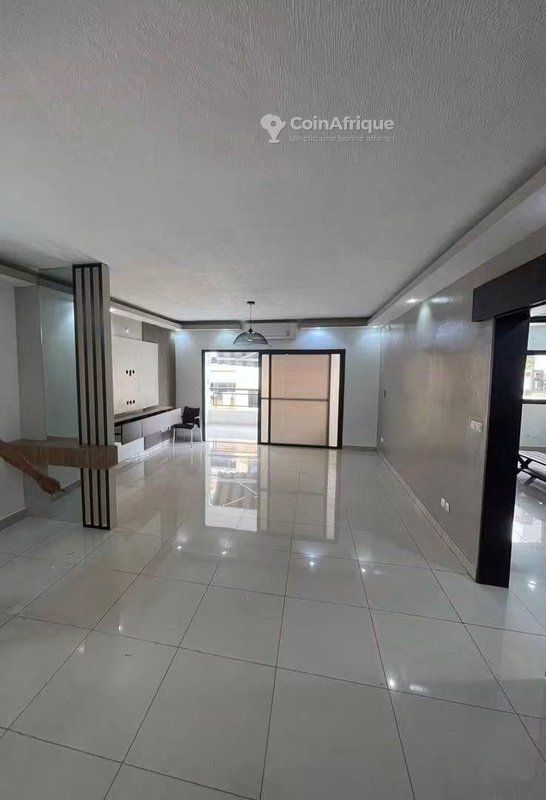 Vente appartement 3 pièces - Marcory zone 4