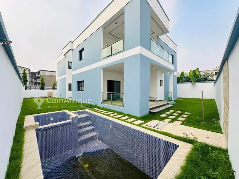Location villa Angré nouveau chu