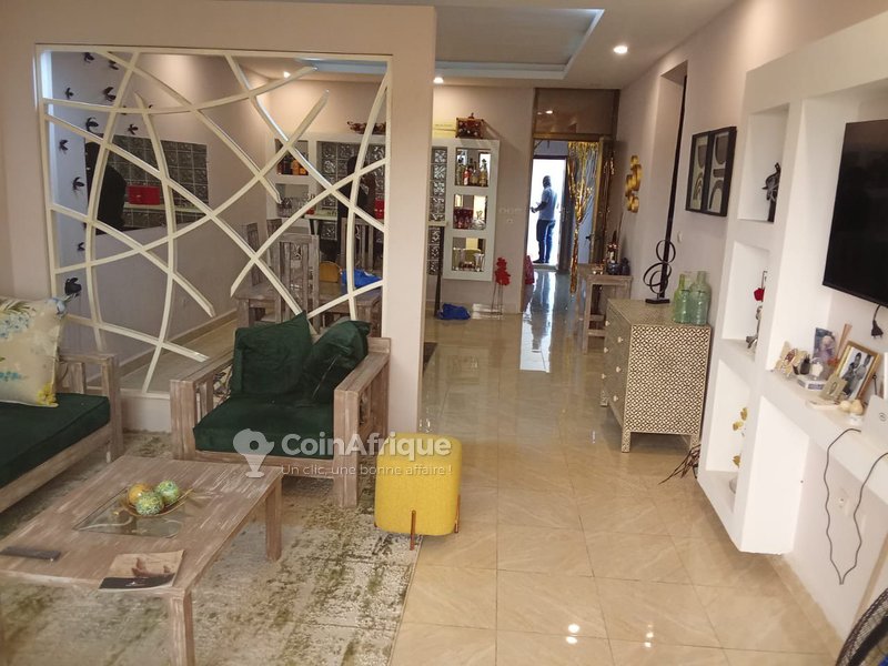 Location appartement 3 pièces à Angre