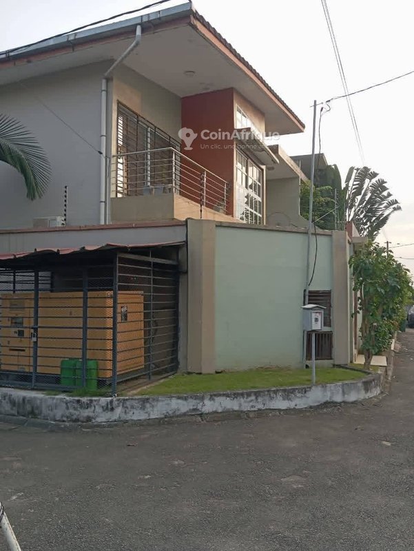 Location villa duplex a k entrée de bingerville