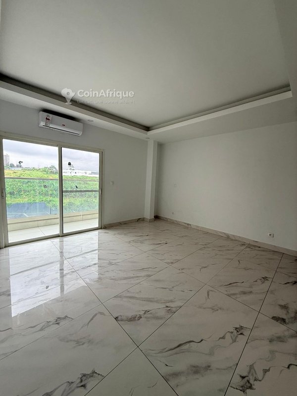 Location appartement - cocody danga