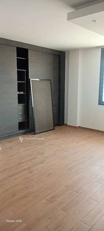Location appartement duplex de 4 pièces standing à la Riviera Attoban — photo 4