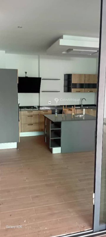 Location appartement duplex de 4 pièces standing à la Riviera Attoban — photo 5