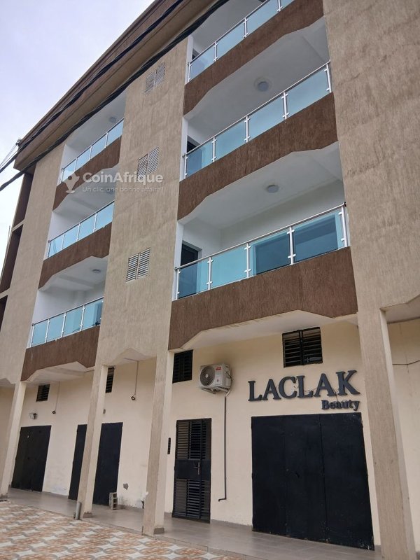 Location appartement 3 pièces - Cocody angrè nouveau chu