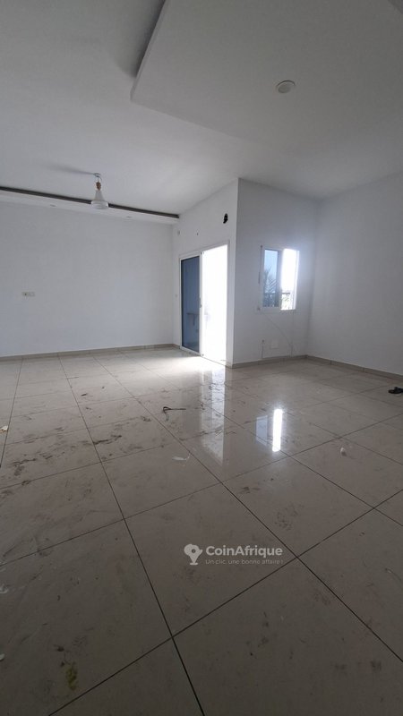 Location appartement 3 pièces à Faya coq ivoire