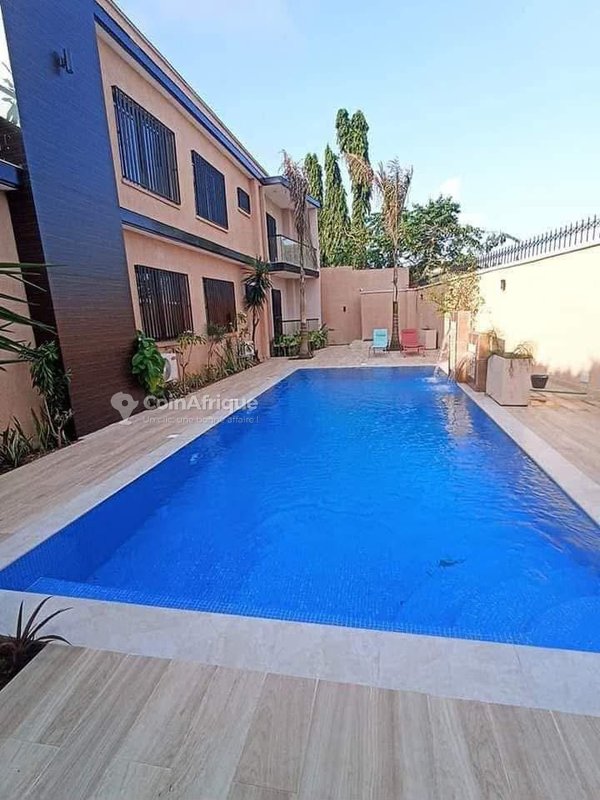 Location appartements 4 pièces -, Riviera attoban